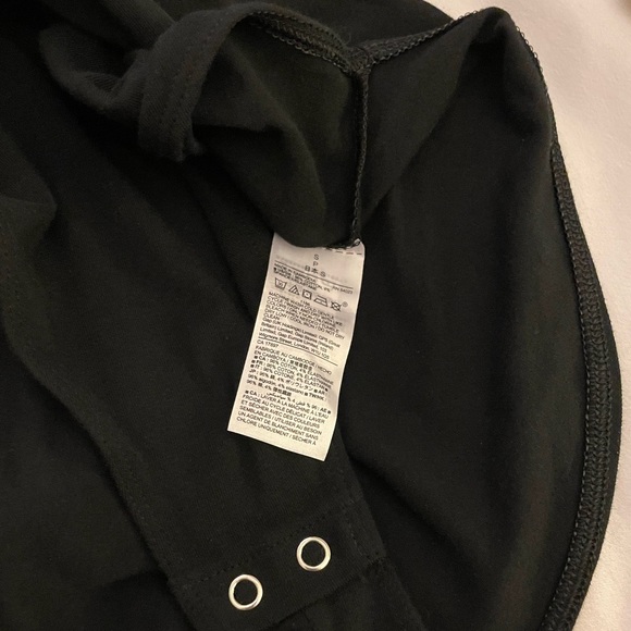 NWOT GAP Scoop Neck Bodysuit Black size small - Picture 3 of 3